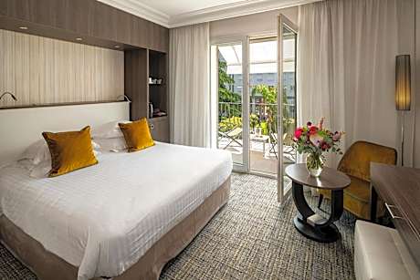 privilege double with terrace