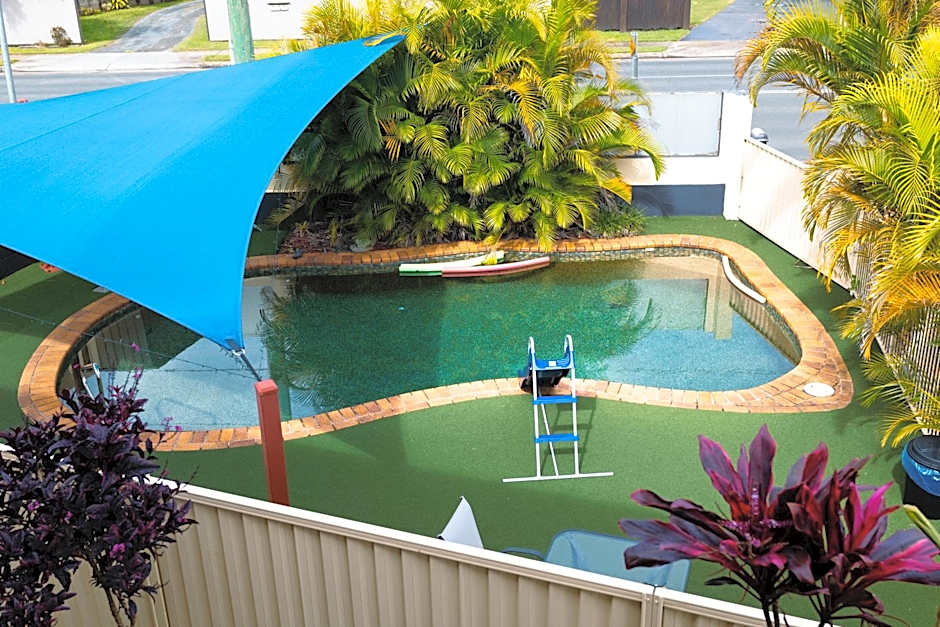 Kennedy Drive Boutique Motel & Nursery- Close To City Centre & Airport
