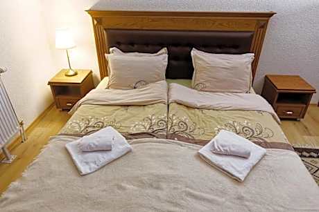 Triple Room with Mountain View