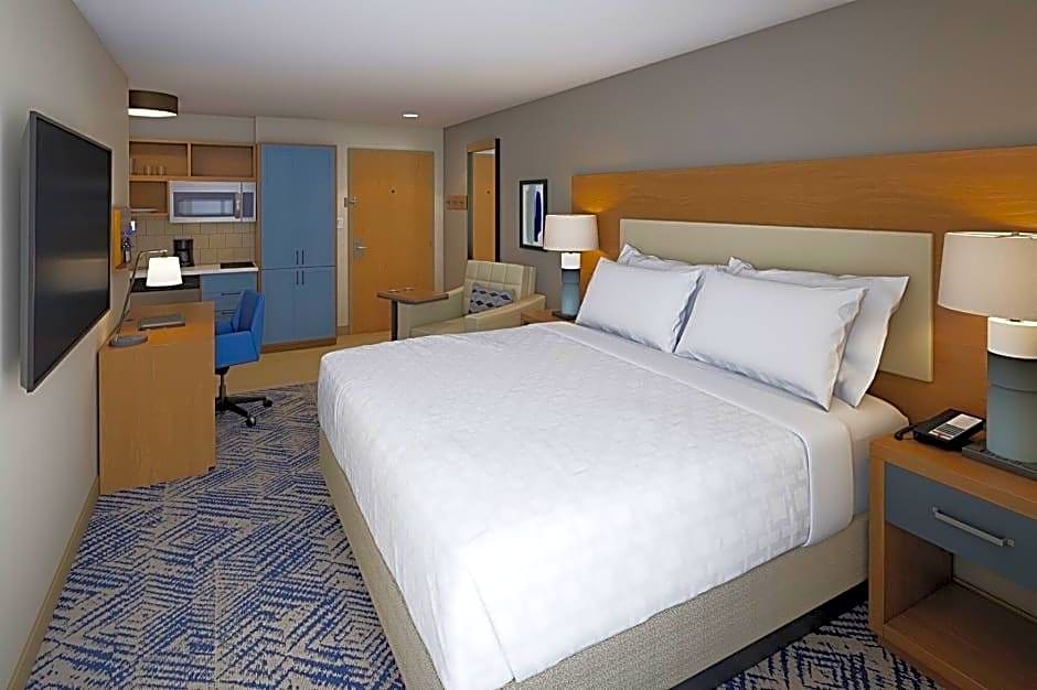 Candlewood Suites Odessa Midland