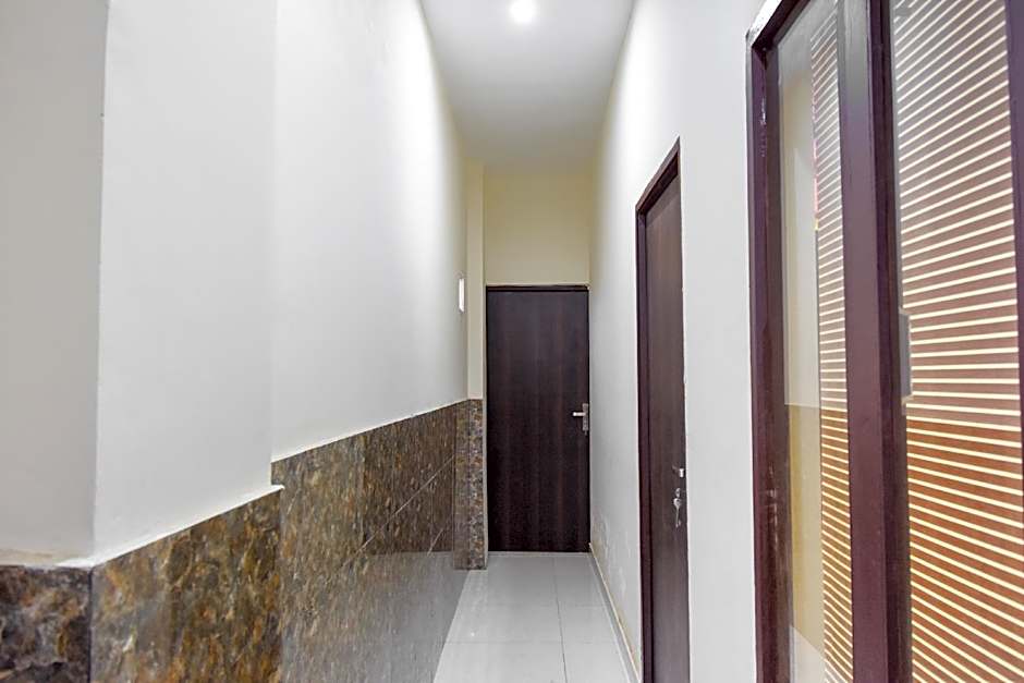 Happy Living 1819 by OYO Rooms – Ludhiana, NY