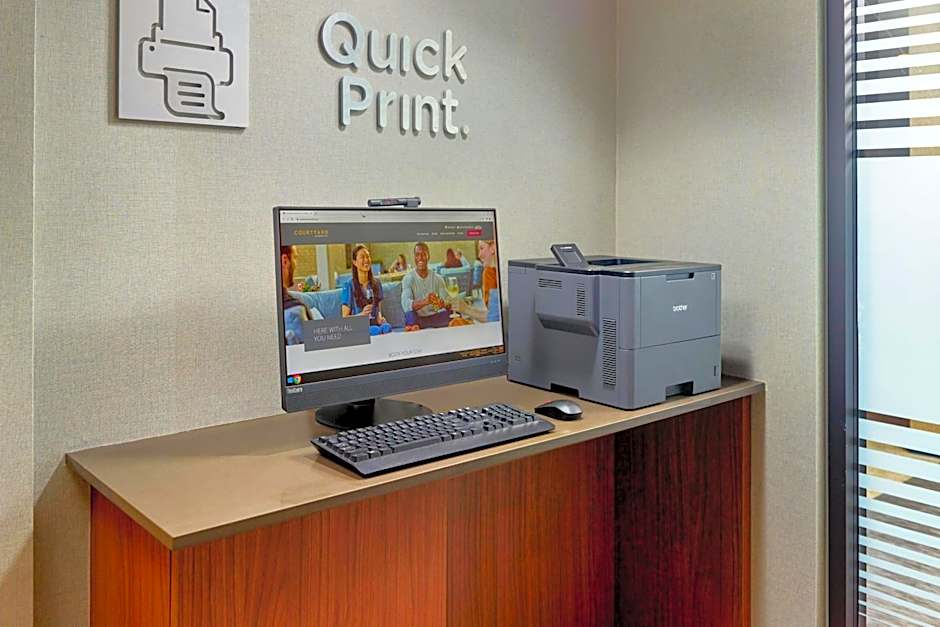 Courtyard by Marriott Frederick