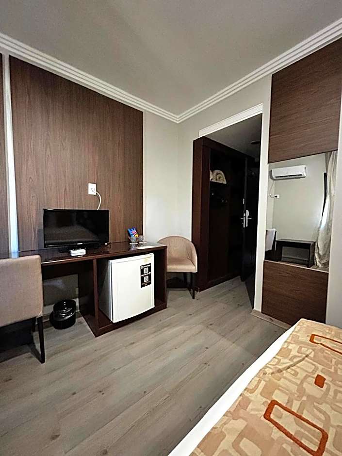 Class Hotel Guaxupé