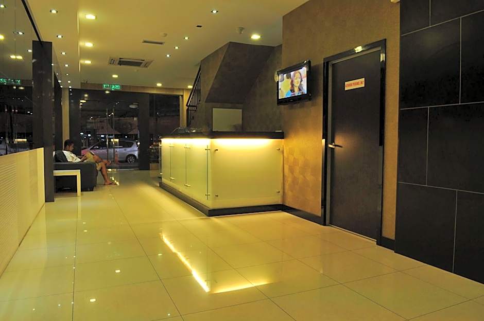 Signature Hotel