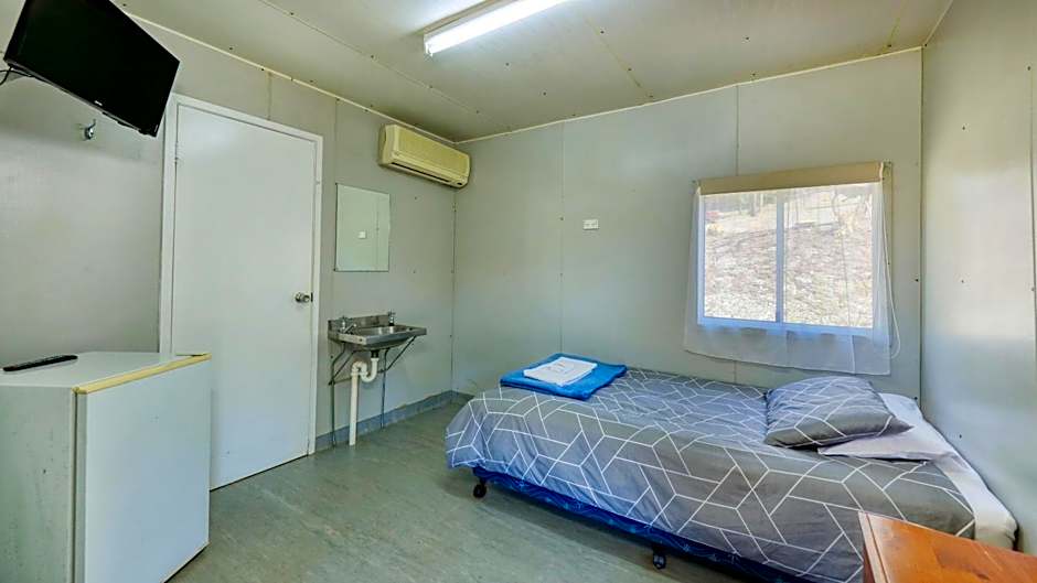 Silver Wattle Cabins