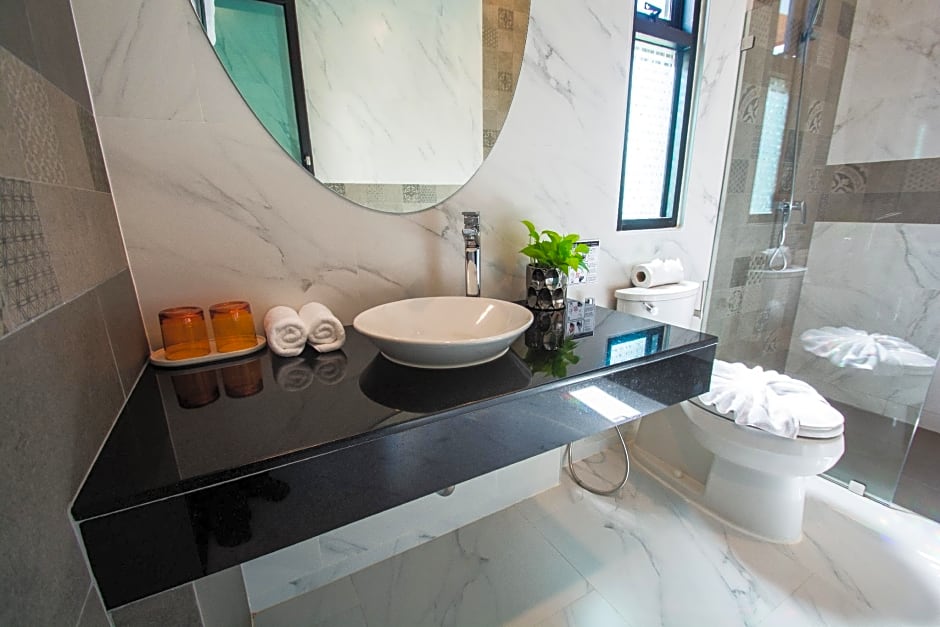 Goodnight Phuket Villa