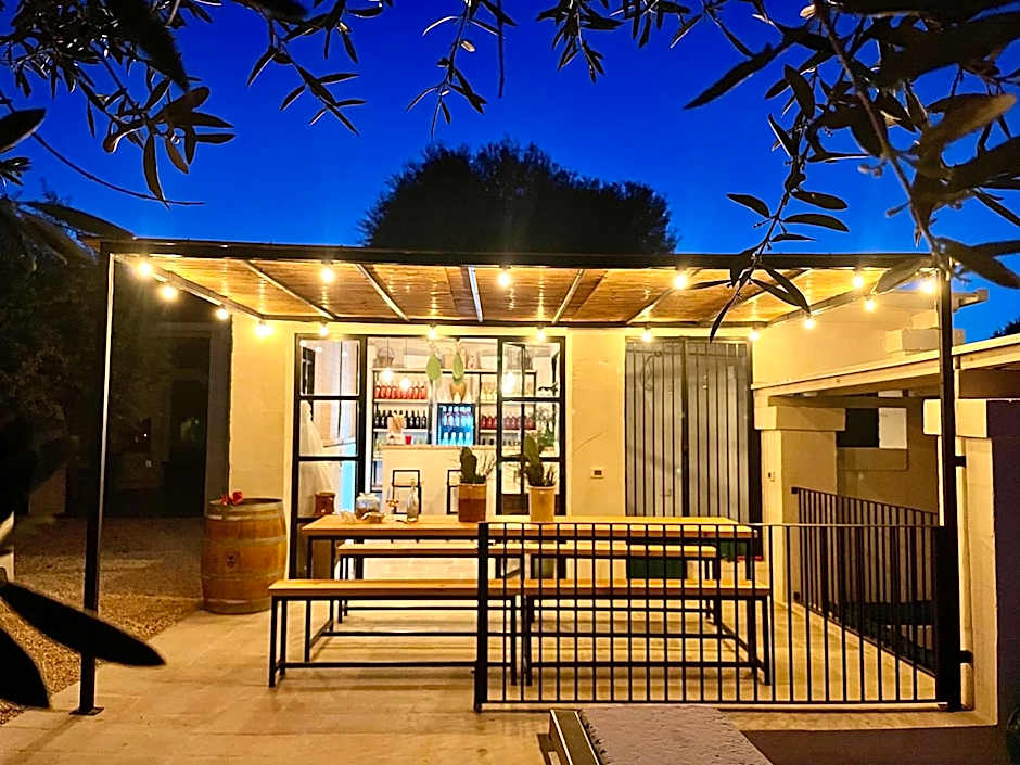 Tenuta Amostuni-Country House