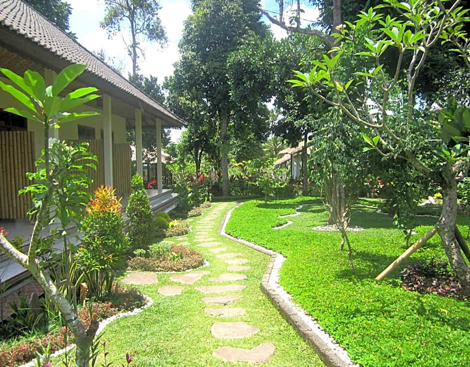 Astawa House
