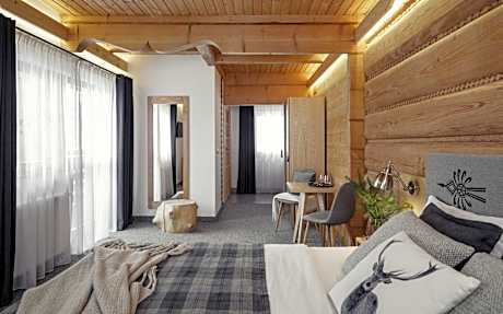 Deluxe Double or Twin Room with Balcony