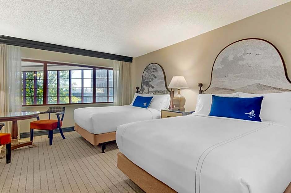 Omni Charlottesville Hotel