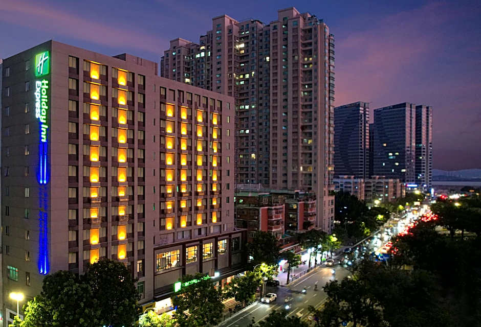 Holiday Inn Express Shantou City Center By IHG