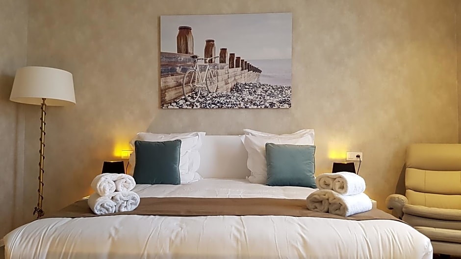 Hotel Acropolis " Op het sportiefste park van de kust "