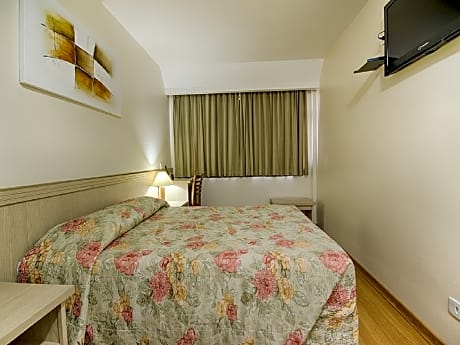 SUITE WITH DOUBLE BED