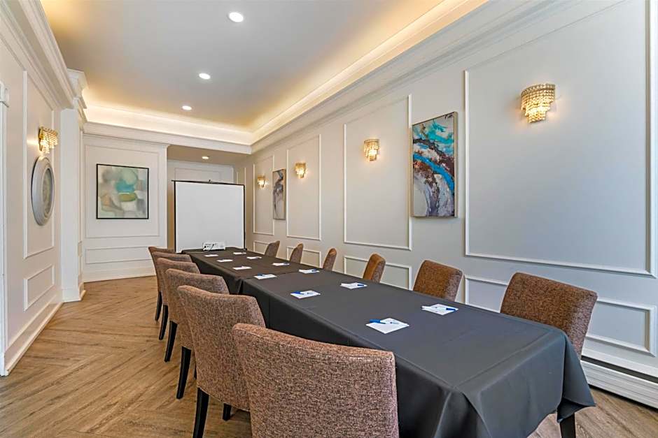 Best Western Dorchester Hotel