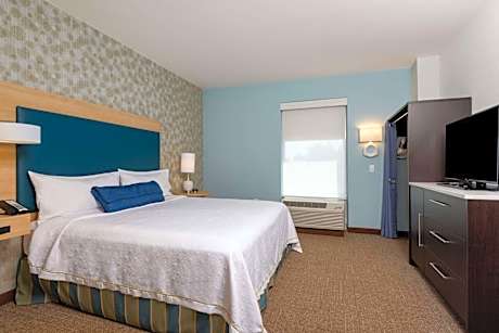 One-Bedroom King Suite
