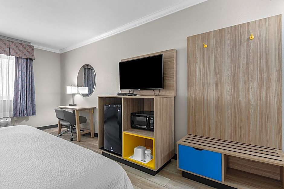 Days Inn by Wyndham Salado