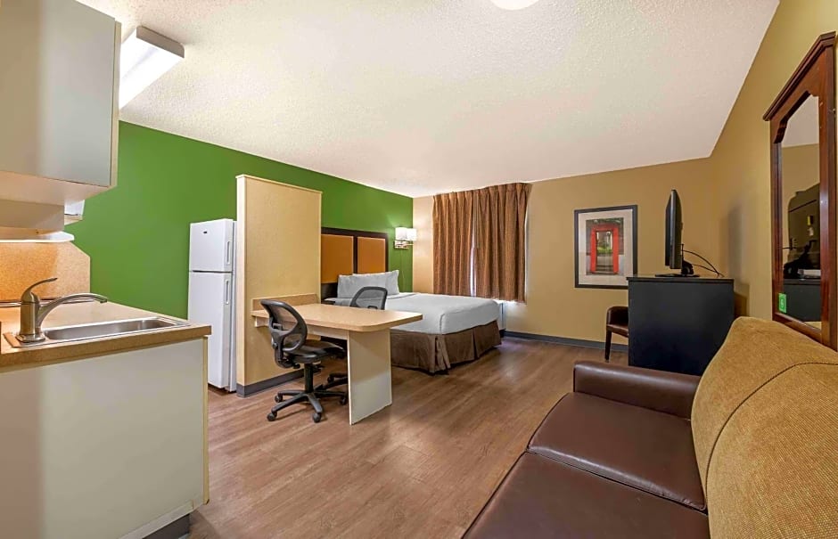 Extended Stay America Select Suites - Chicago - Downers Grove