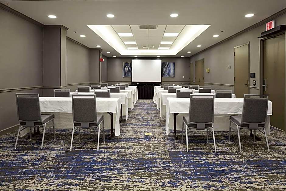 Embassy Suites By Hilton Hotel Atlanta-Galleria