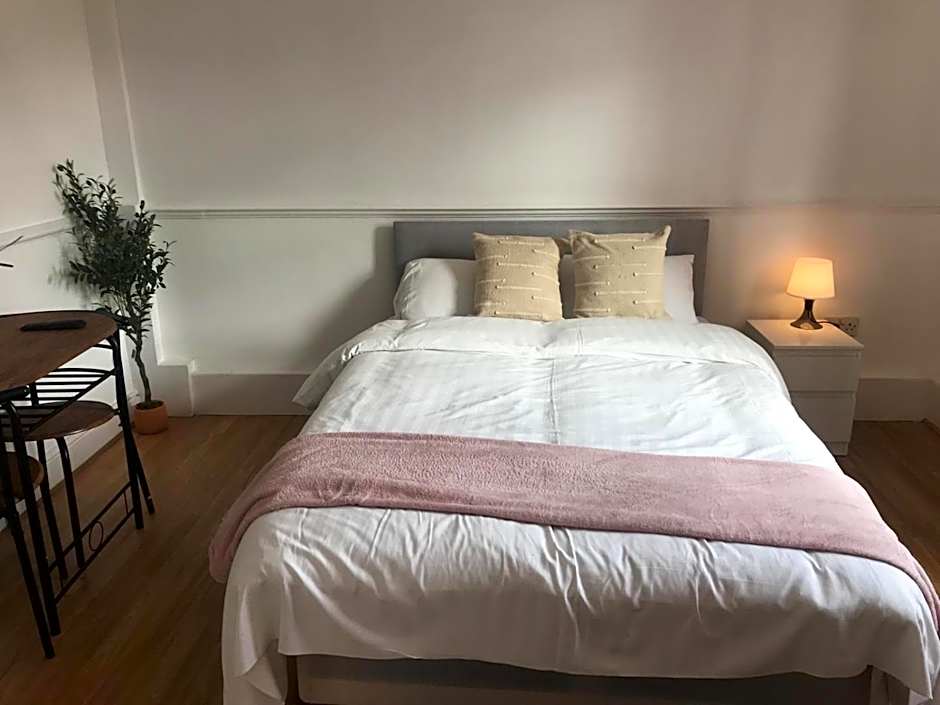 Sanderson Studio Apartments in Bromley, Greater London