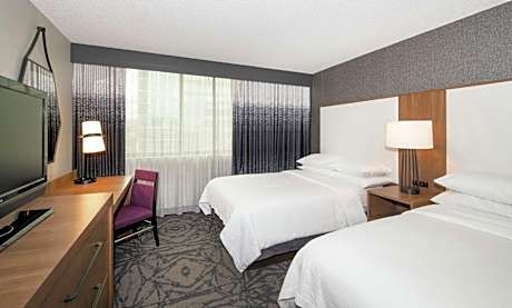 2 Bedroom Suite-1 King Bed/2 Double Beds