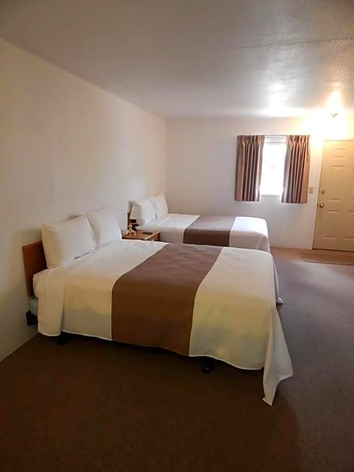 The Brookside Motel by Belvilla Keystone Near Mt.Rushmore