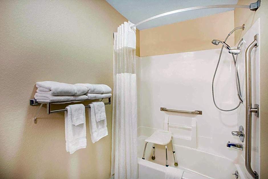Ramada by Wyndham Spirit Lake/Okoboji