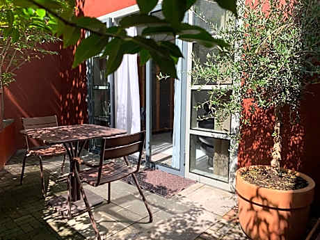 Zocher6 BnB a monumental town house in the city center