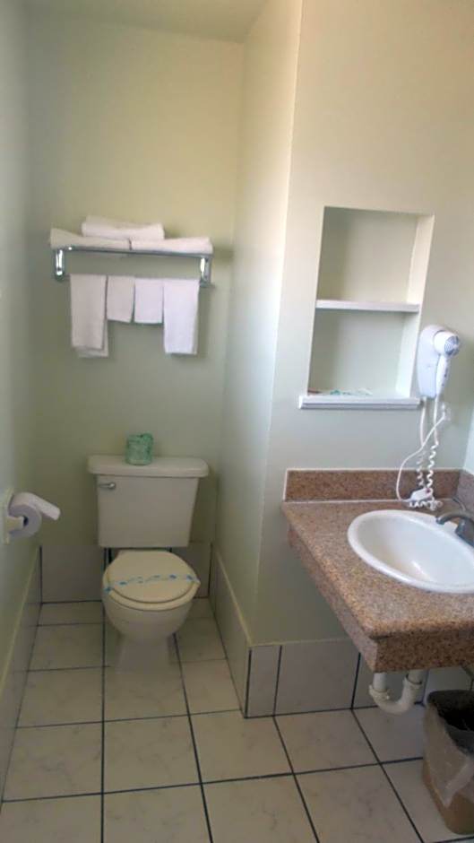 Holiday Motel Oakdale