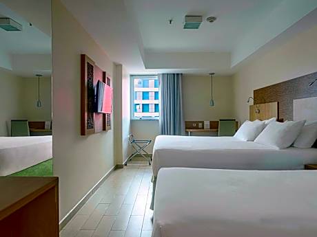Standard Room with One Double Bed and One Single Bed