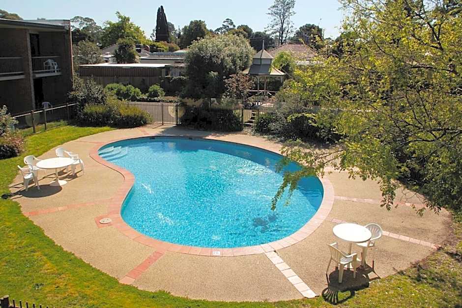 Sandown Regency Hotel & Apartments
