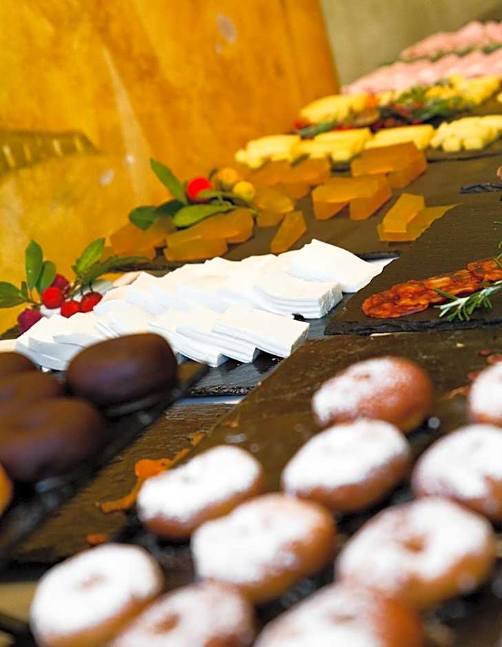 Oca Palacio De La Llorea Hotel & Spa