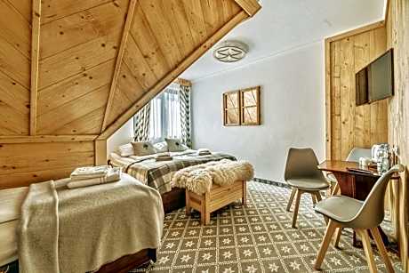 Standard Quadruple Room