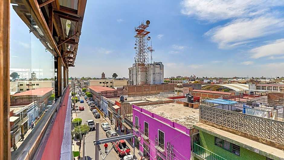 First Inn Hotel & Business