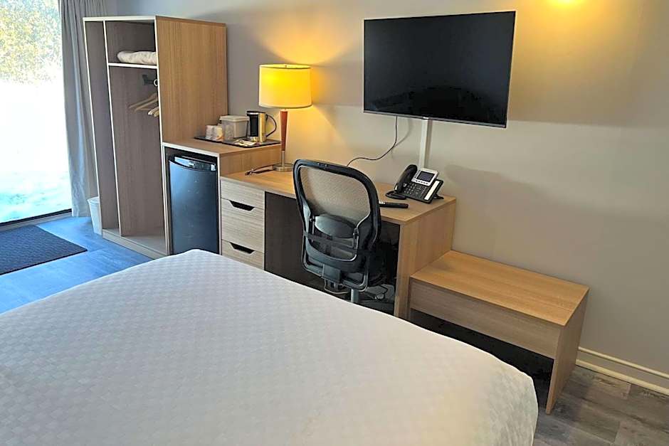 Econo Lodge Quebec Airport