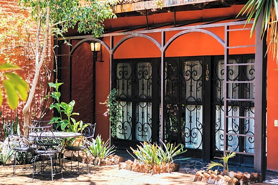 Casa Luna Hotel Boutique