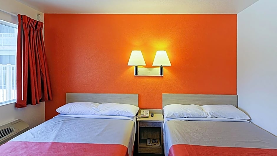 Motel 6-Chico, CA