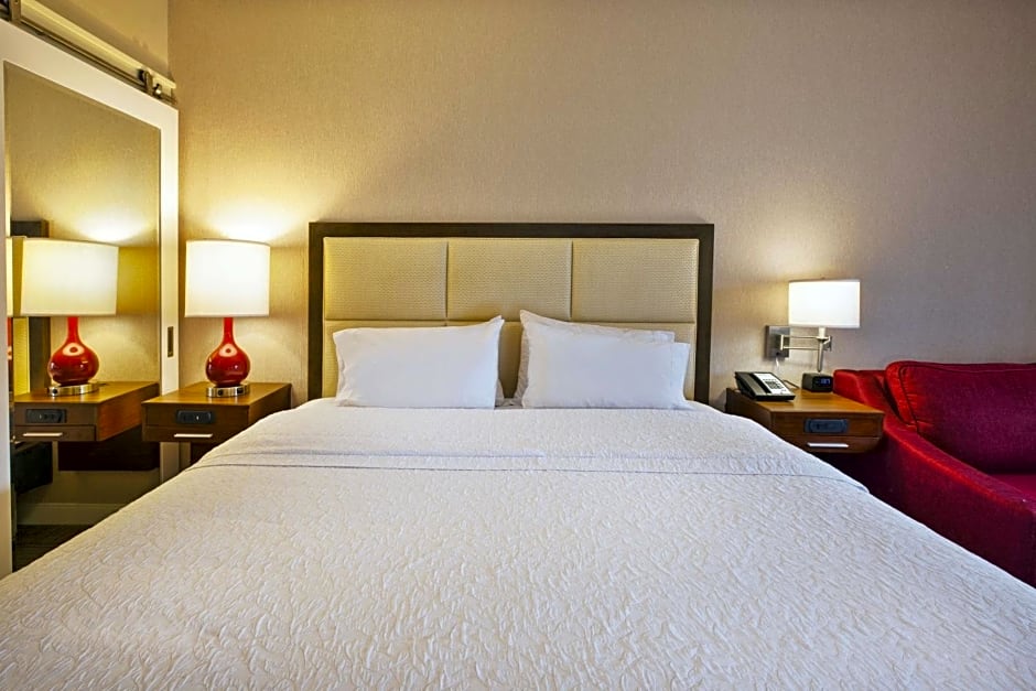 Hampton Inn By Hilton And Suites Providence/Warwick-Airport