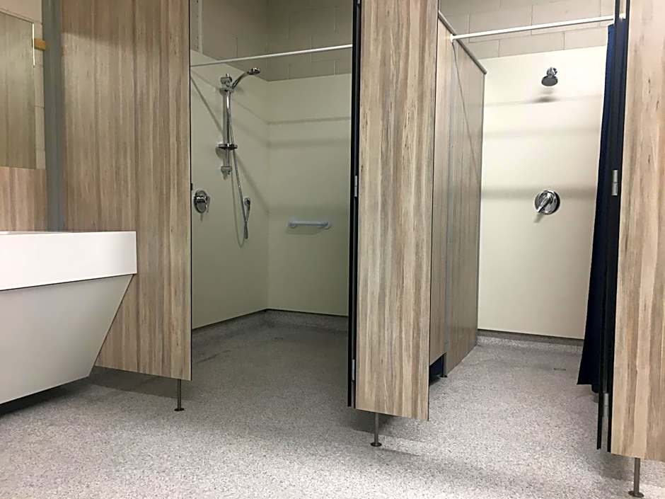 Stratford Motel & Holiday Park