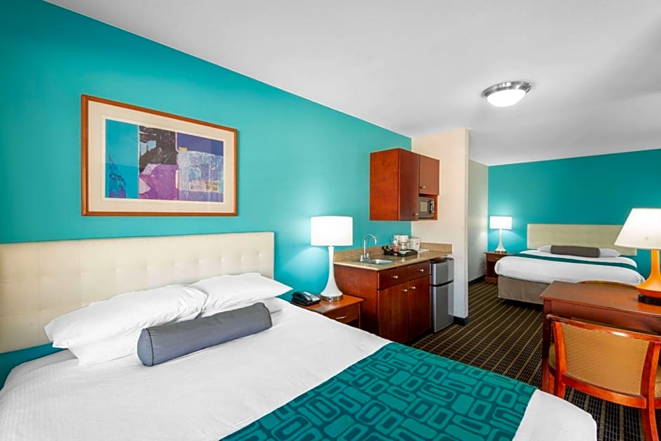 Howard Johnson by Wyndham St. George Hotel & Suites