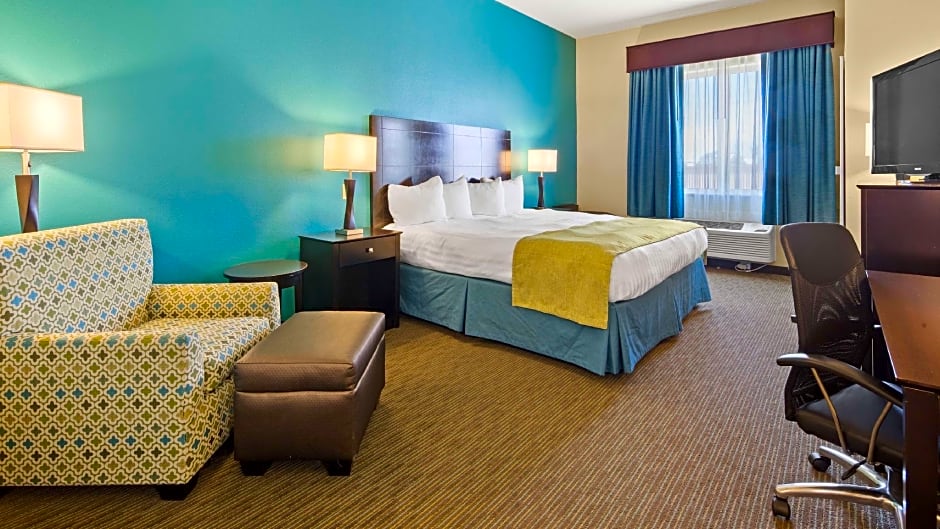 Best Western Lindsay Inn & Suites