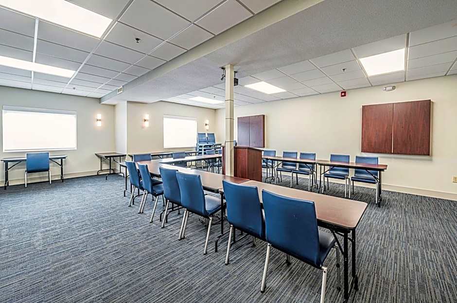 Holiday Inn Express Hotel & Suites Franklin By IHG