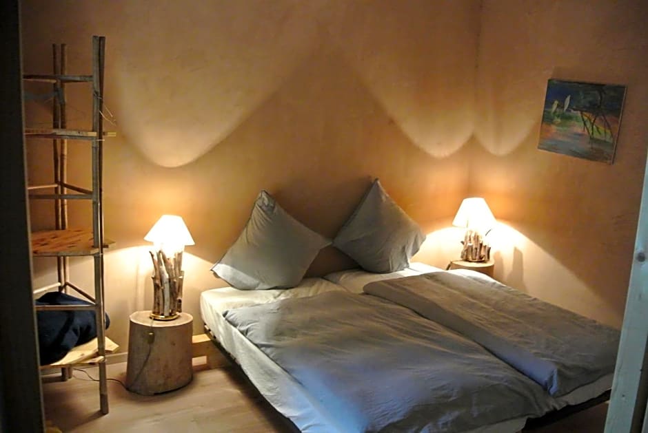 Double room on farm (La ferme du Tao)