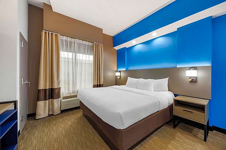Comfort Suites Perrysburg - Toledo South