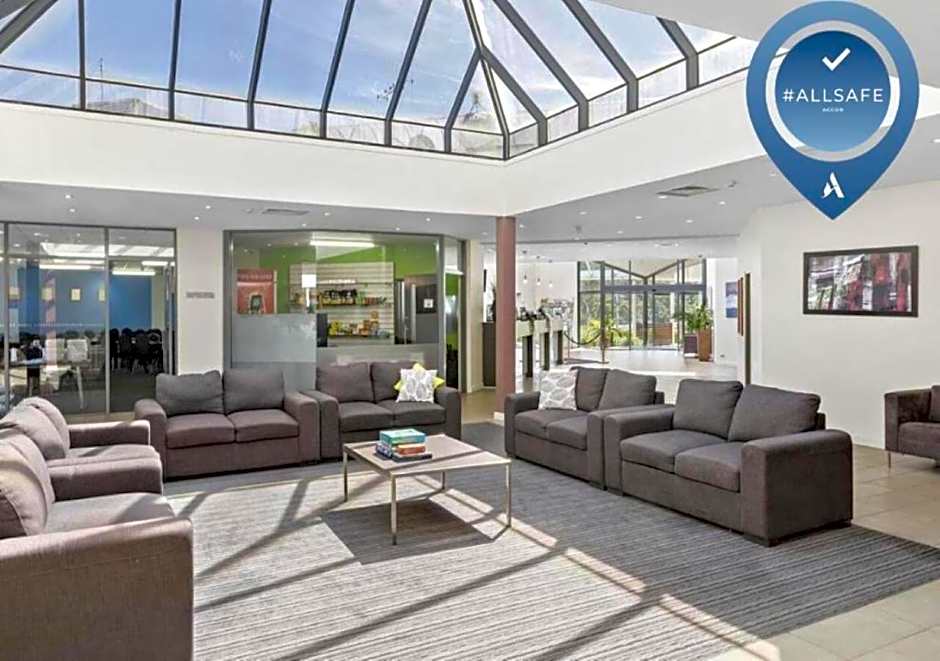 ibis Styles Canberra Eagle Hawk