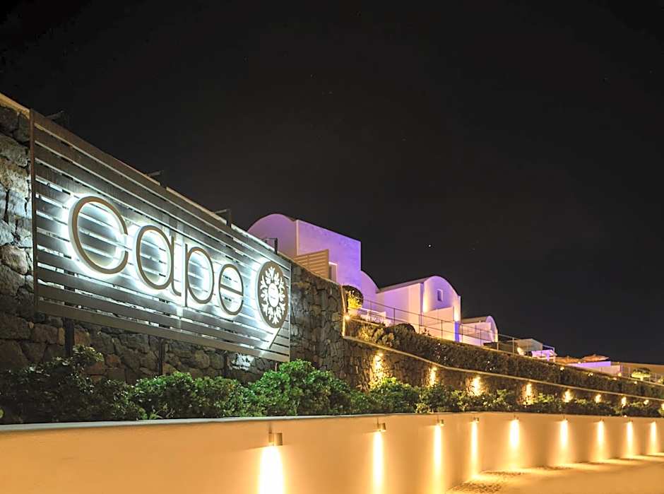 CAPE 9 Villas & Suites