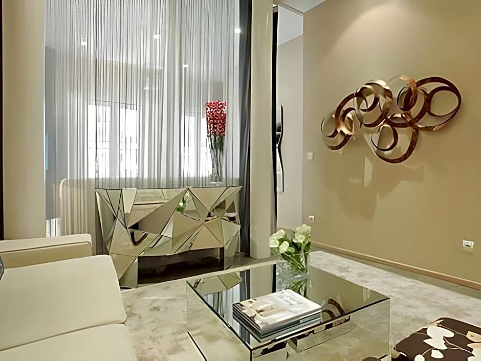 ApartaSuites Satellite by Abalu Hotels