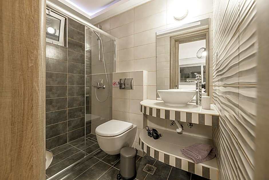 Denise Studios and Apartments