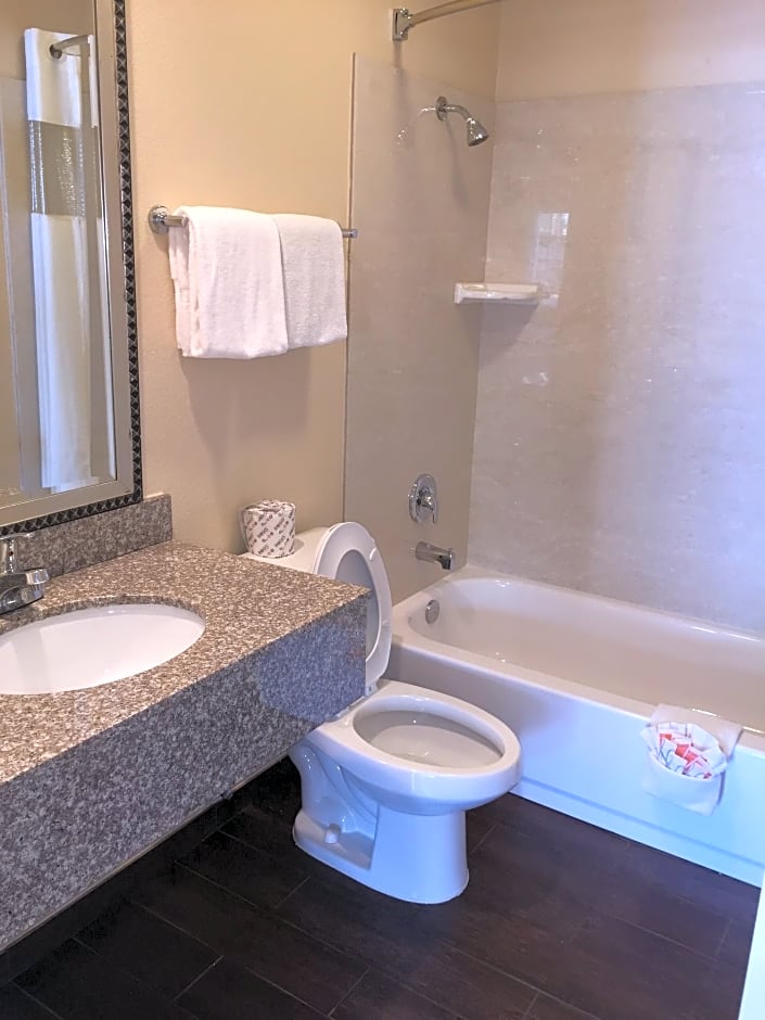 Surf City Inn and Suites