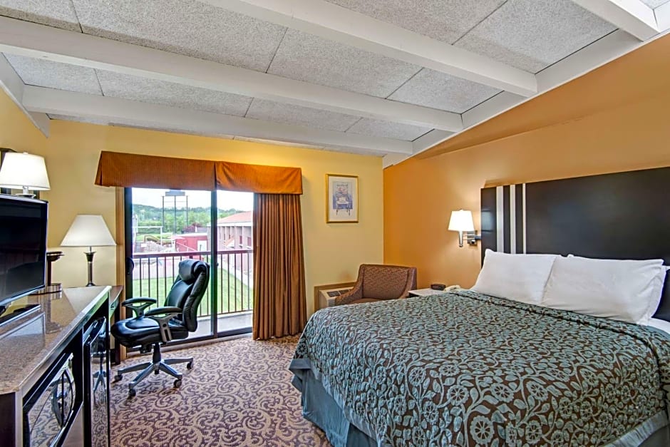 Days Inn by Wyndham Washington