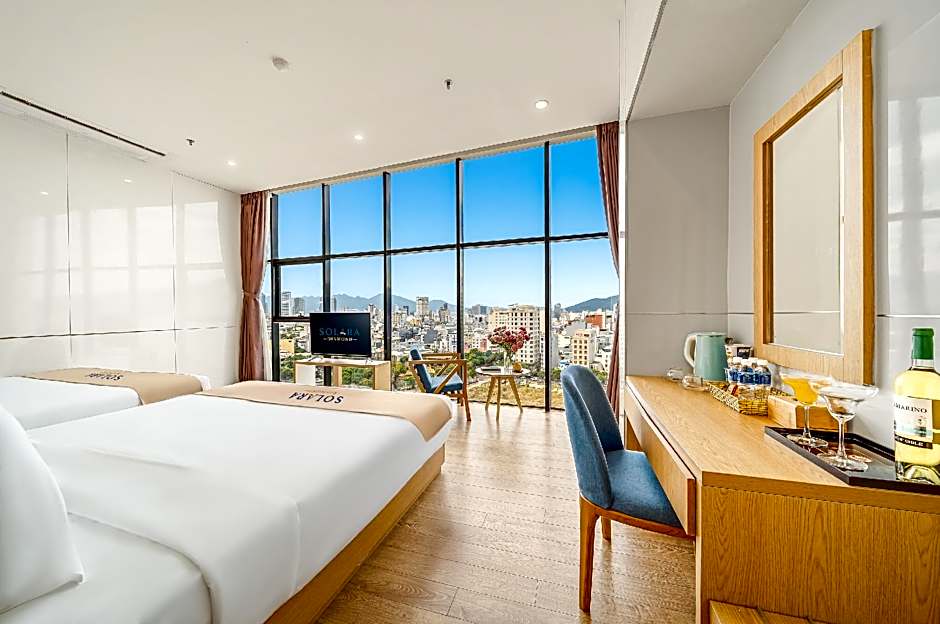 Solara Diamond Hotel Da Nang